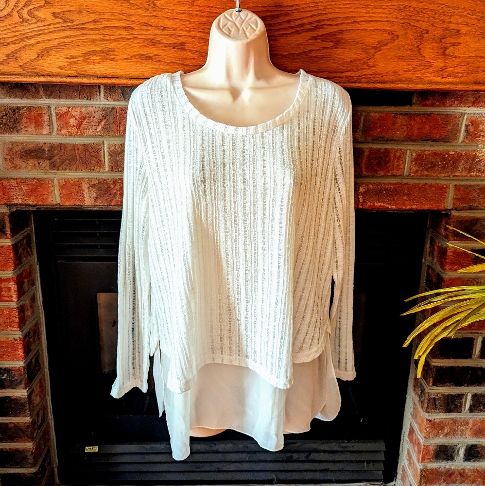 Clotheshead Brand 3/4 sleeve white blouse women's size medium